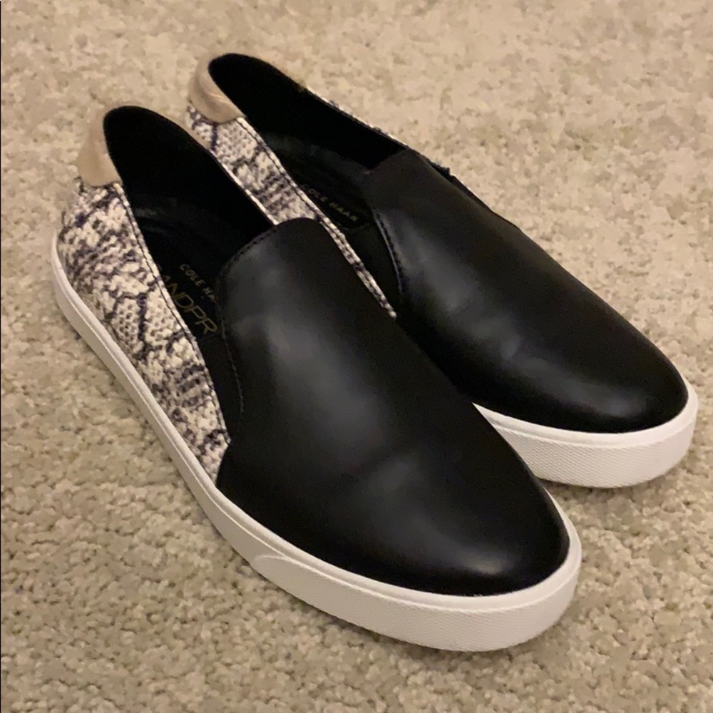 Cole Han Grandpro black and tan sneakers 6.5B